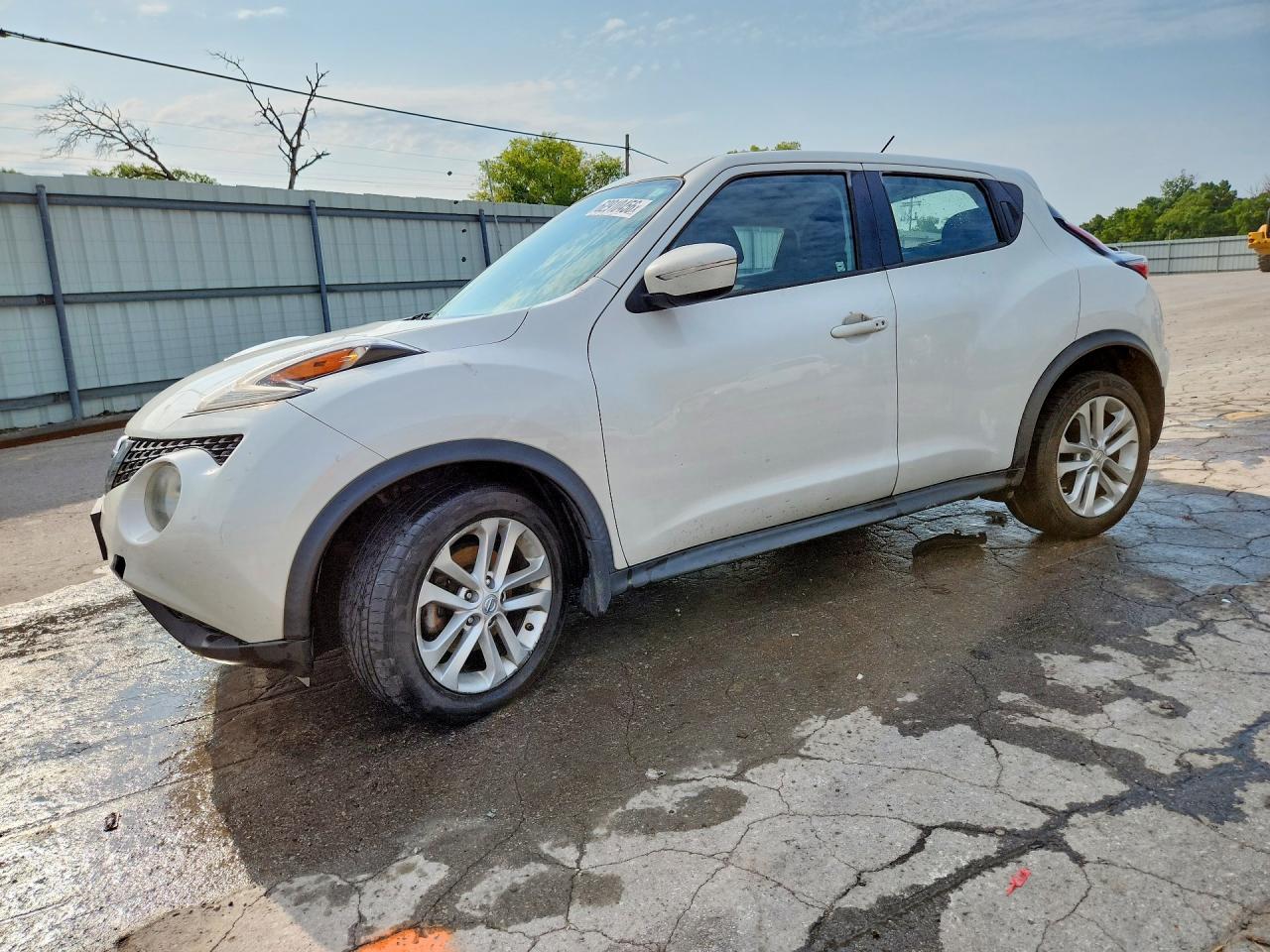 2015 NISSAN JUKE