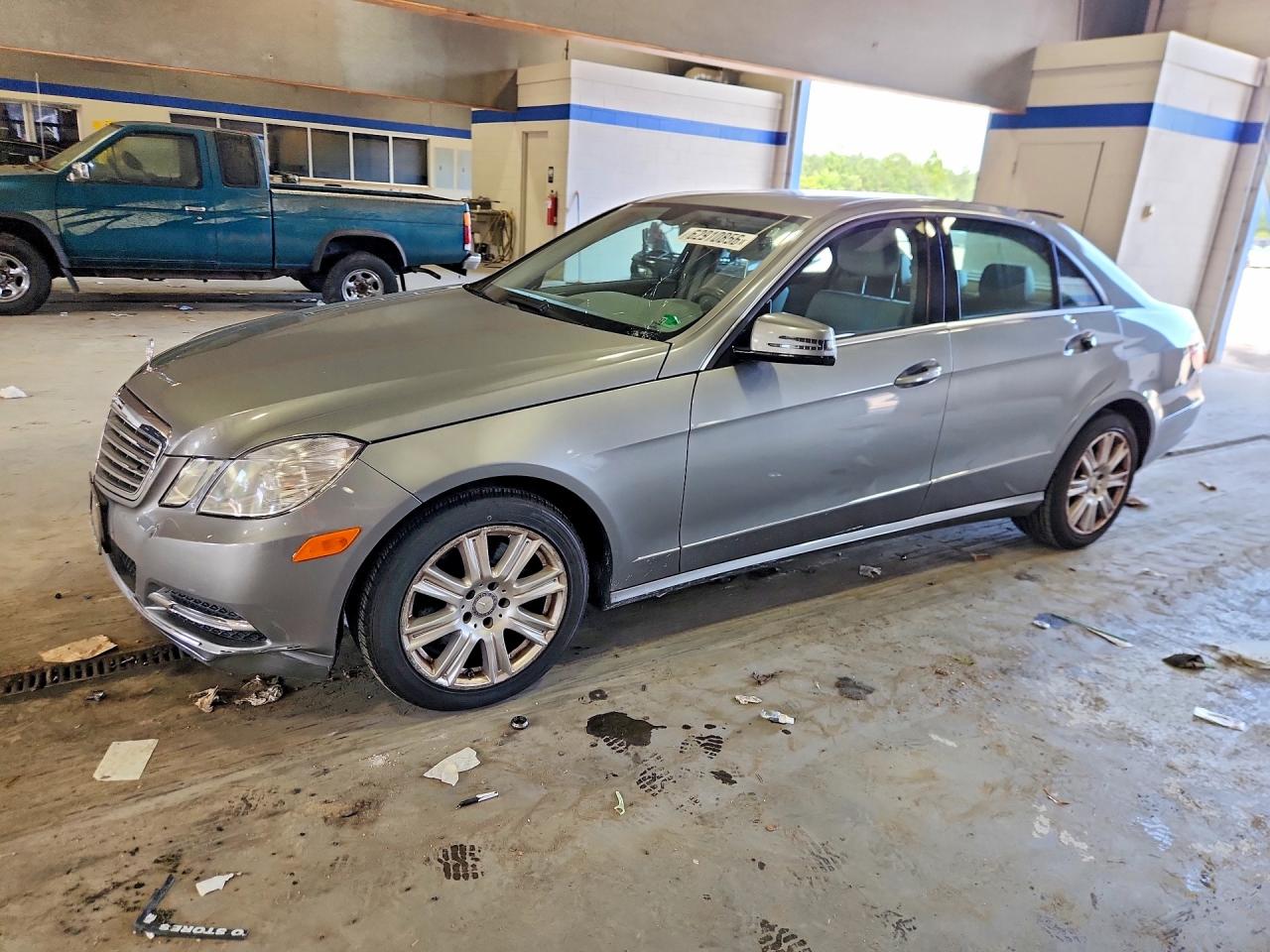 WDDHF8JB5DA739094 · 2013 MERCEDES-BENZ E