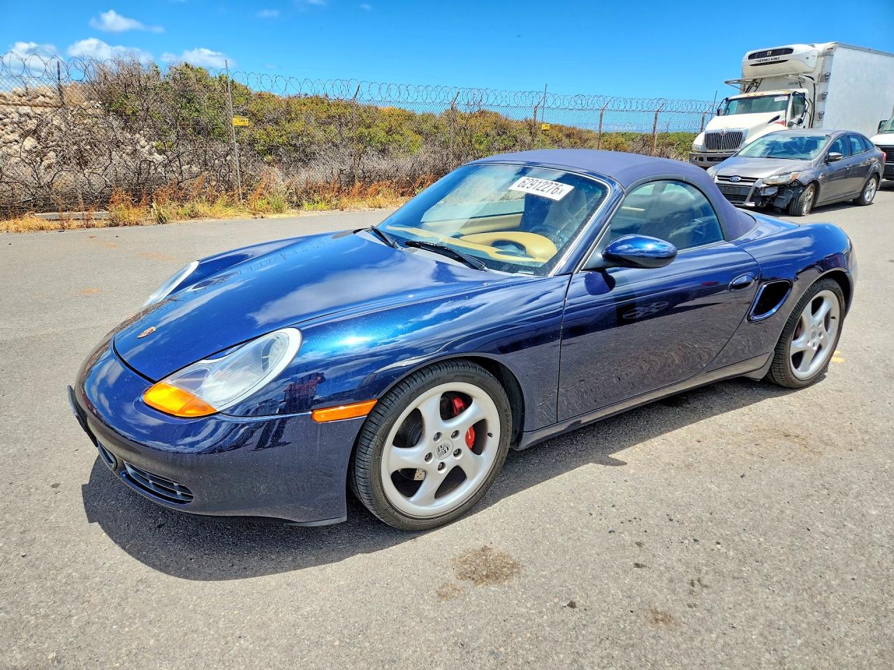 WP0CB2988YU660416 · 2000 PORSCHE BOXSTER