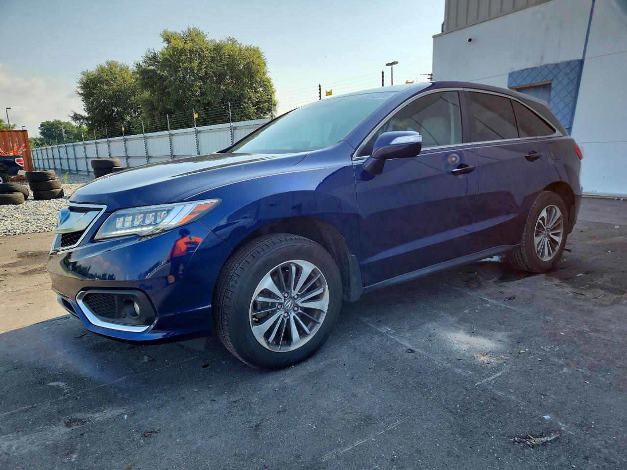 5J8TB3H73JL003762 · 2018 ACURA RDX