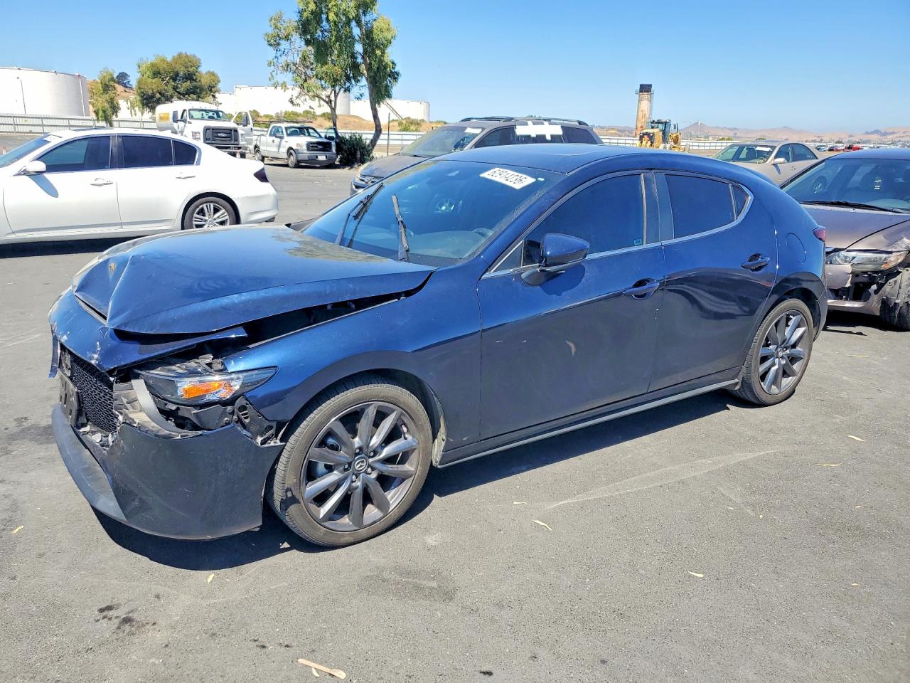 JM1BPALM4P1611775 · 2023 MAZDA 3