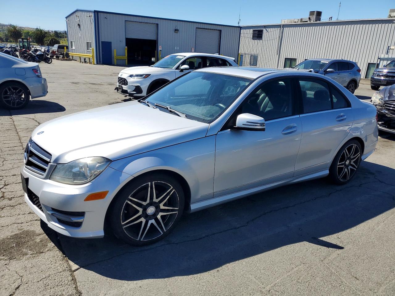 WDDGF4HB2ER306863 · 2014 MERCEDES-BENZ C