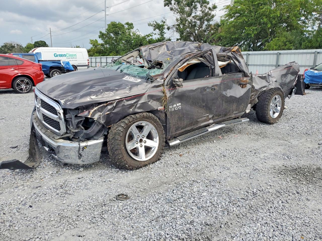 1C6RR7ST4FS673309 · 2015 RAM 1500