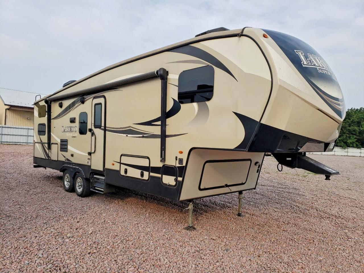 4YDF28526JV600407 · 2018 KEYSTONE LAREDO