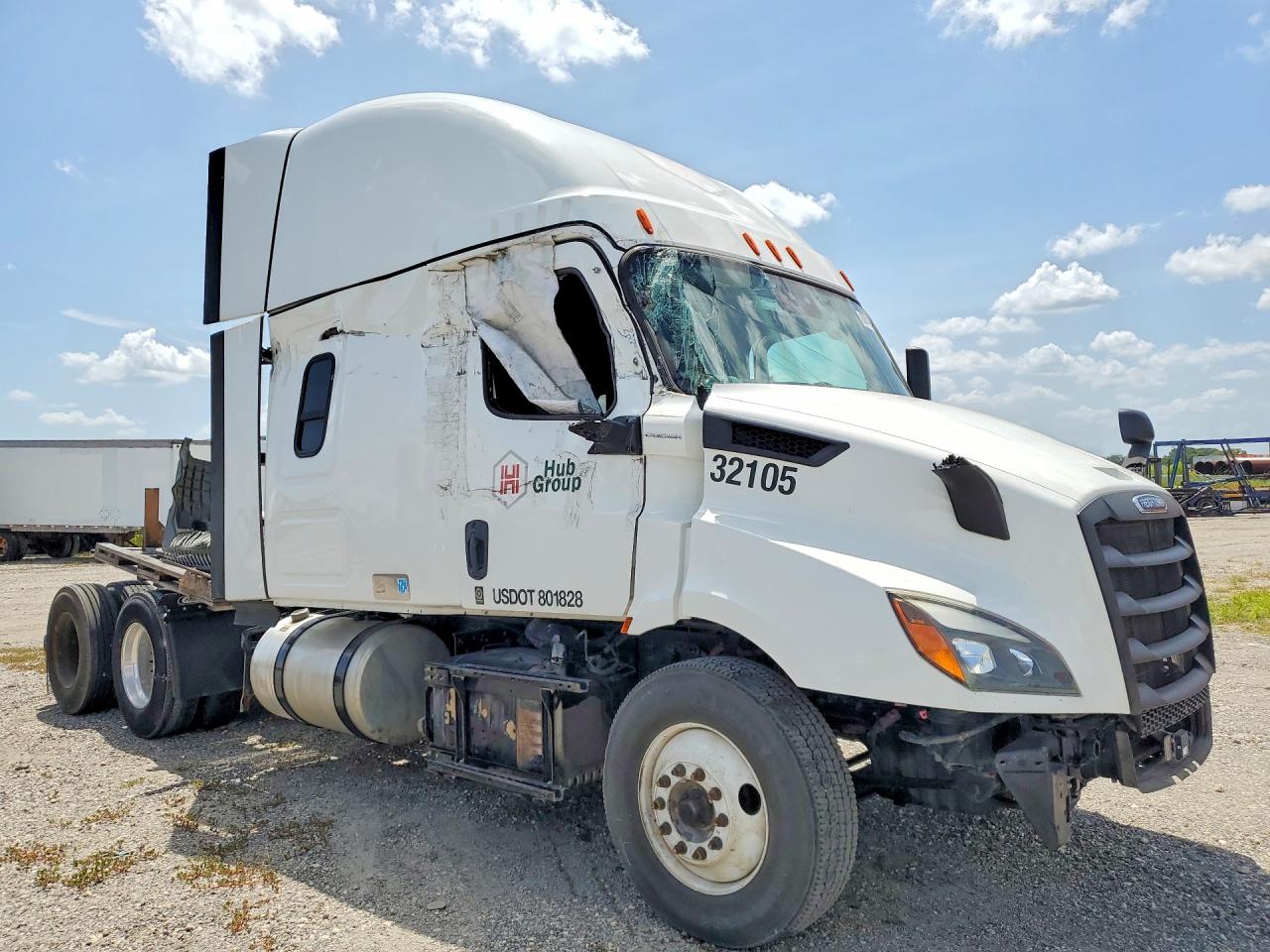 3AKJHPDV5NSNH9769 · 2022 FREIGHTLINER CASCADIA 116 · 4/14