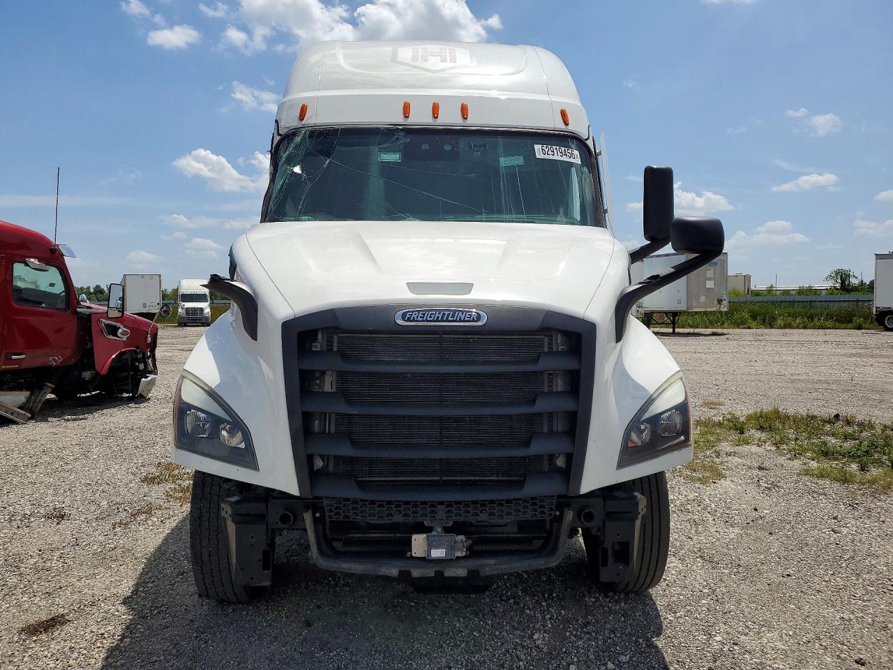 3AKJHPDV5NSNH9769 · 2022 FREIGHTLINER CASCADIA 116 · 5/14