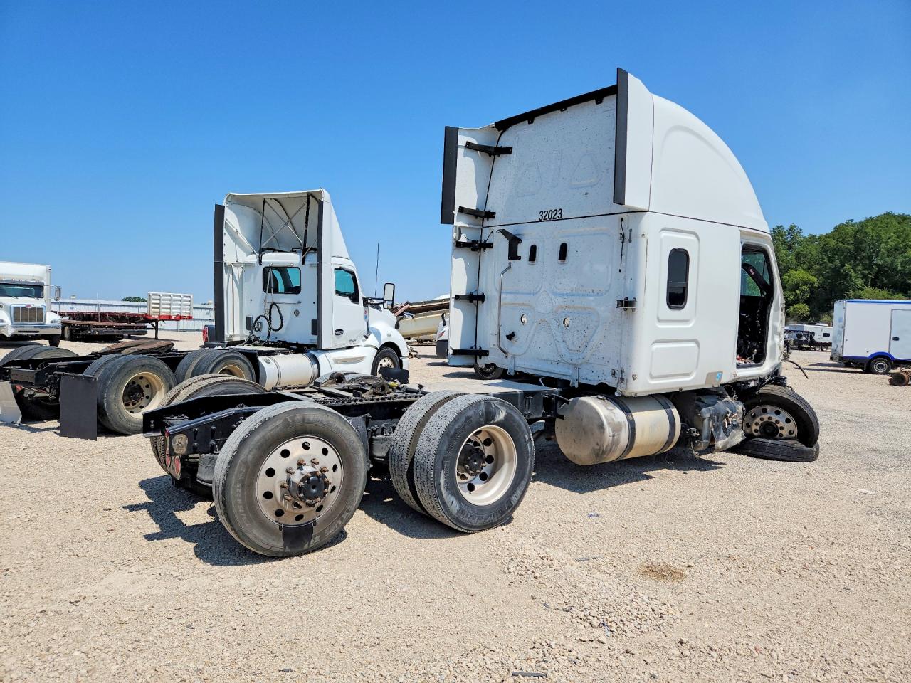 3AKJHPDV3NSNH9687 · 2022 FREIGHTLINER CASCADIA 116 · 3/14