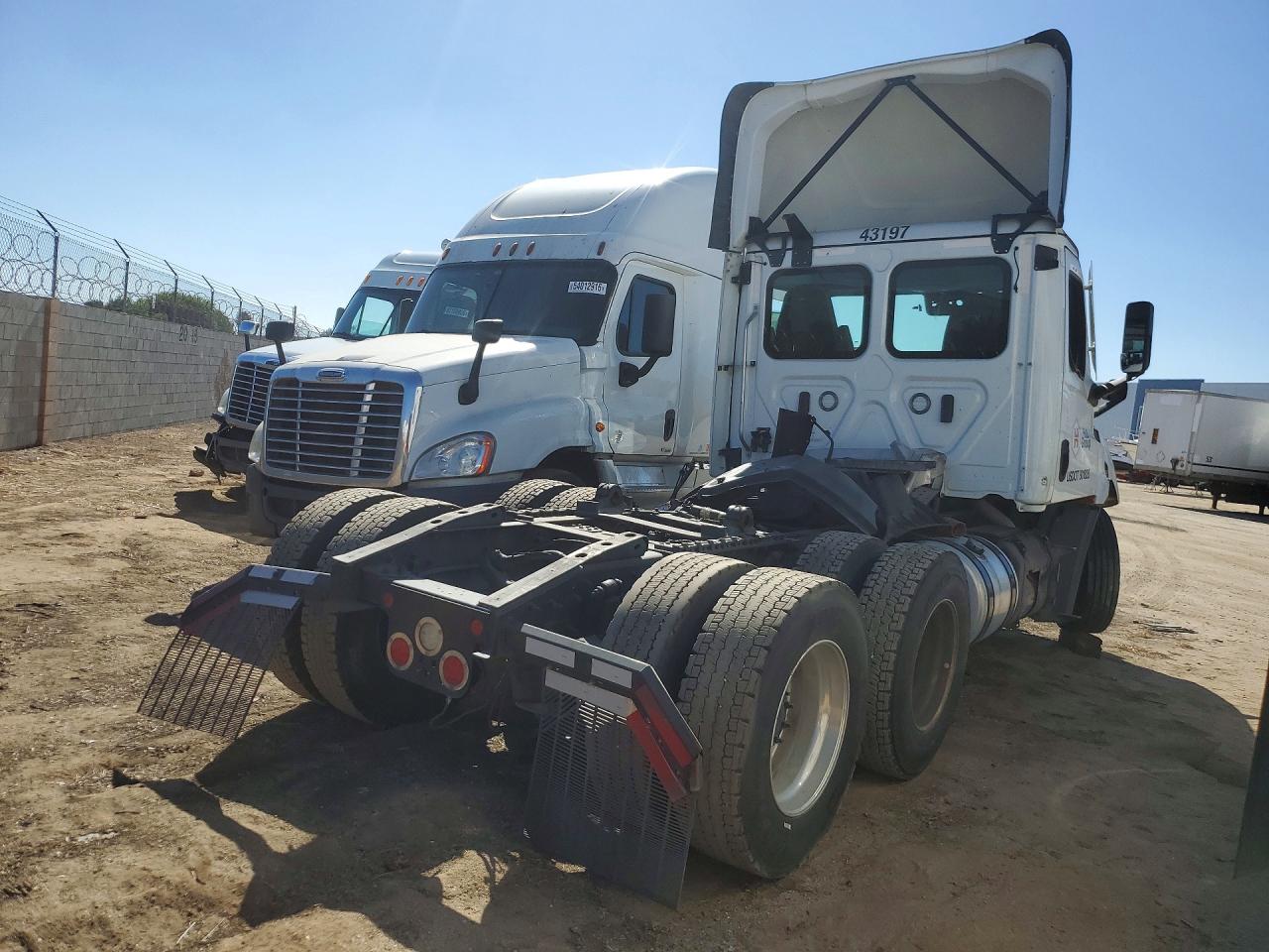 1FUJHTDV4PLNY5039 · 2023 FREIGHTLINER CASCADIA 116 · 3/12