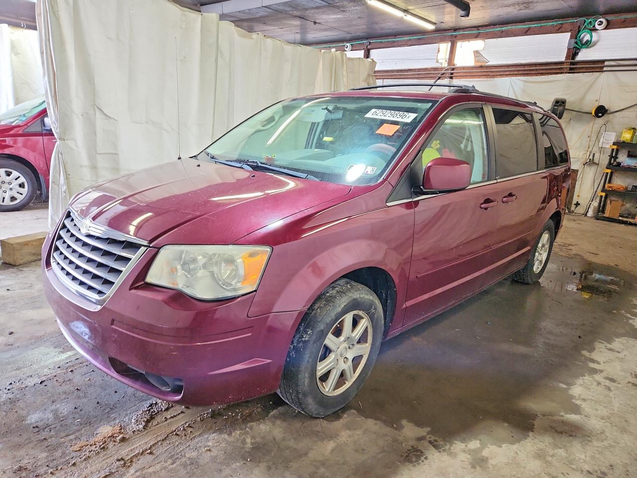 2A8HR54PX8R658125 · 2008 CHRYSLER TOWN & COUNTRY