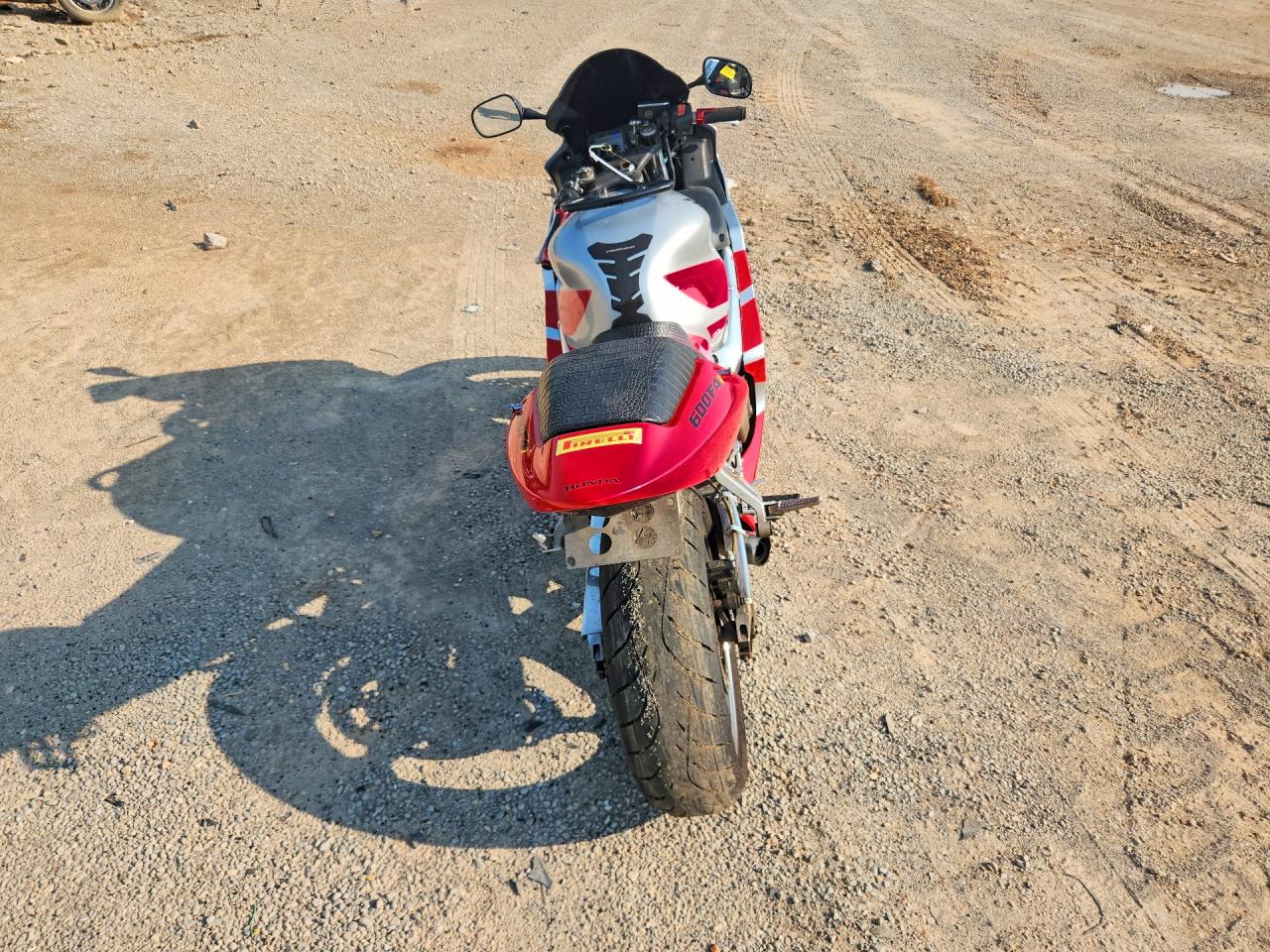 JH2PC35073M400853 · 2003 HONDA CBR600 · 4/9