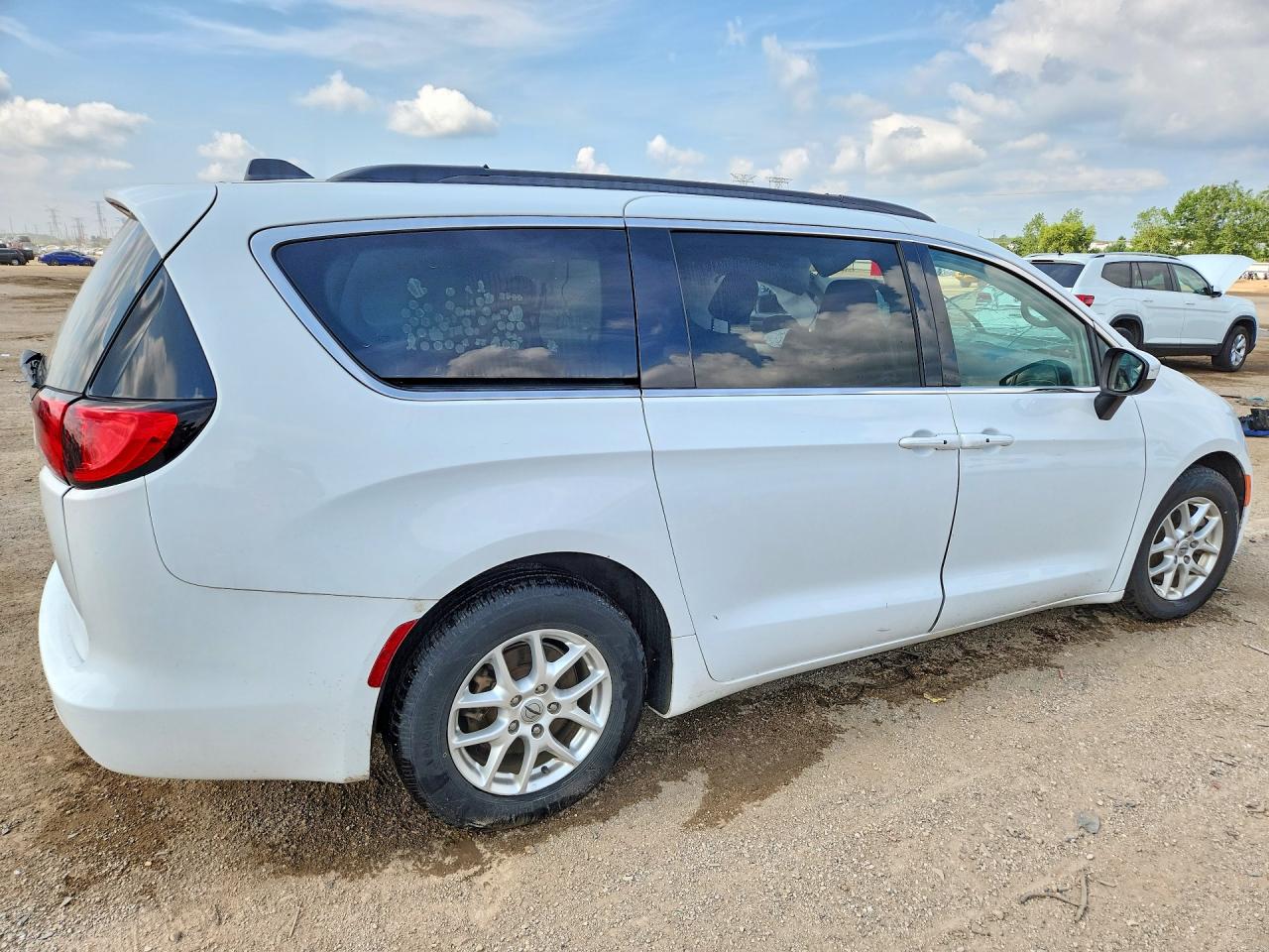 2C4RC1DG7MR504505 · 2021 CHRYSLER VOYAGER · 3/13