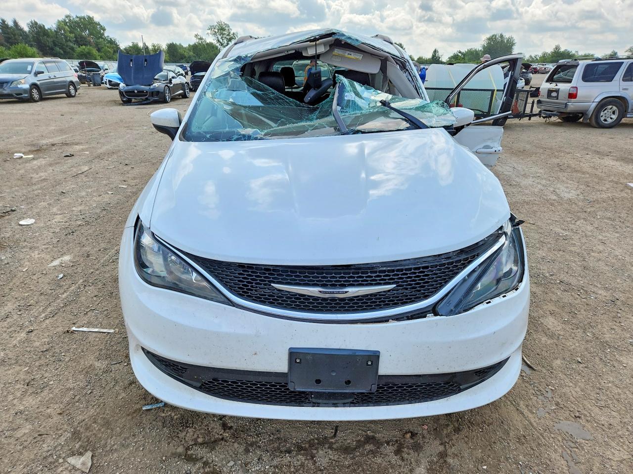 2C4RC1DG7MR504505 · 2021 CHRYSLER VOYAGER · 5/13