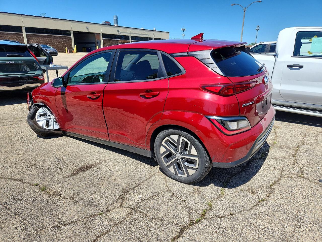 KM8K23AG5PU191834 · 2023 HYUNDAI KONA · 2/13