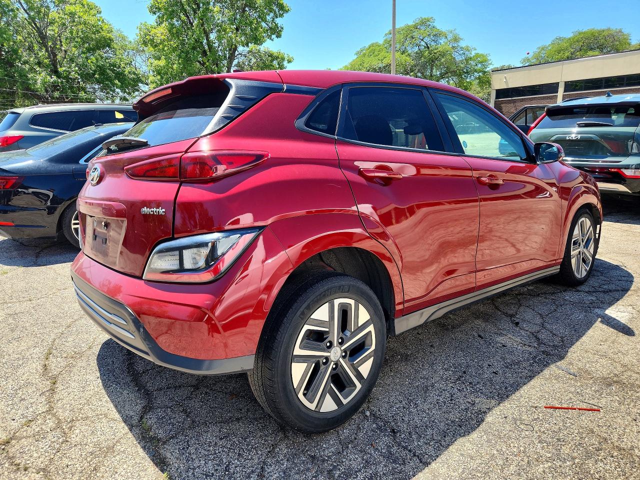 KM8K23AG5PU191834 · 2023 HYUNDAI KONA · 3/13