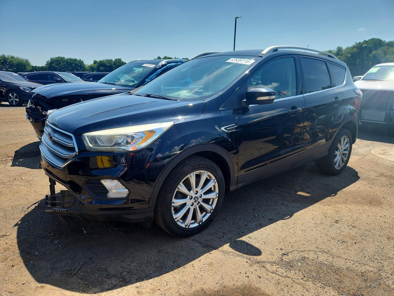 1FMCU9JD7HUE62613 · 2017 FORD ESCAPE