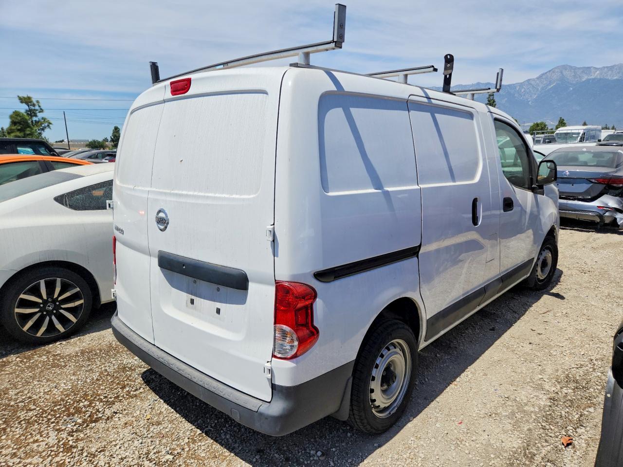 3N6CM0KNXLK694183 · 2020 NISSAN NV200 · 3/13