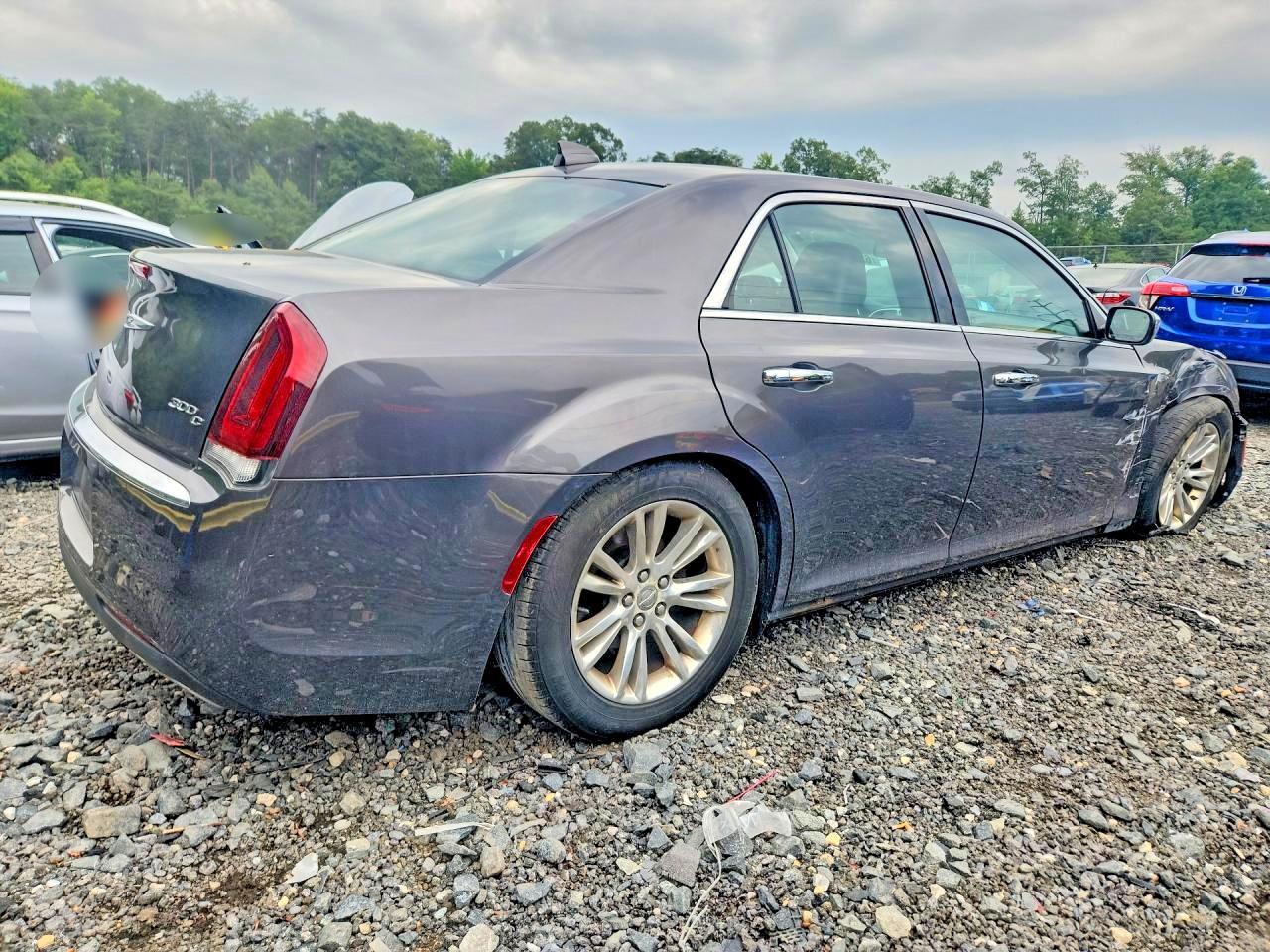 2C3CCAEG2GH181757 · 2016 CHRYSLER 300C · 3/12
