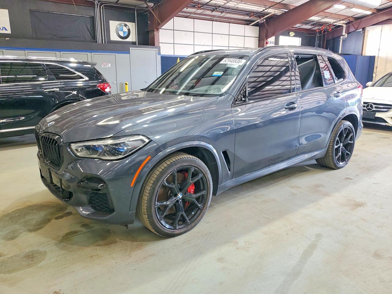 5UXCR6C06N9J47989 · 2022 BMW X5