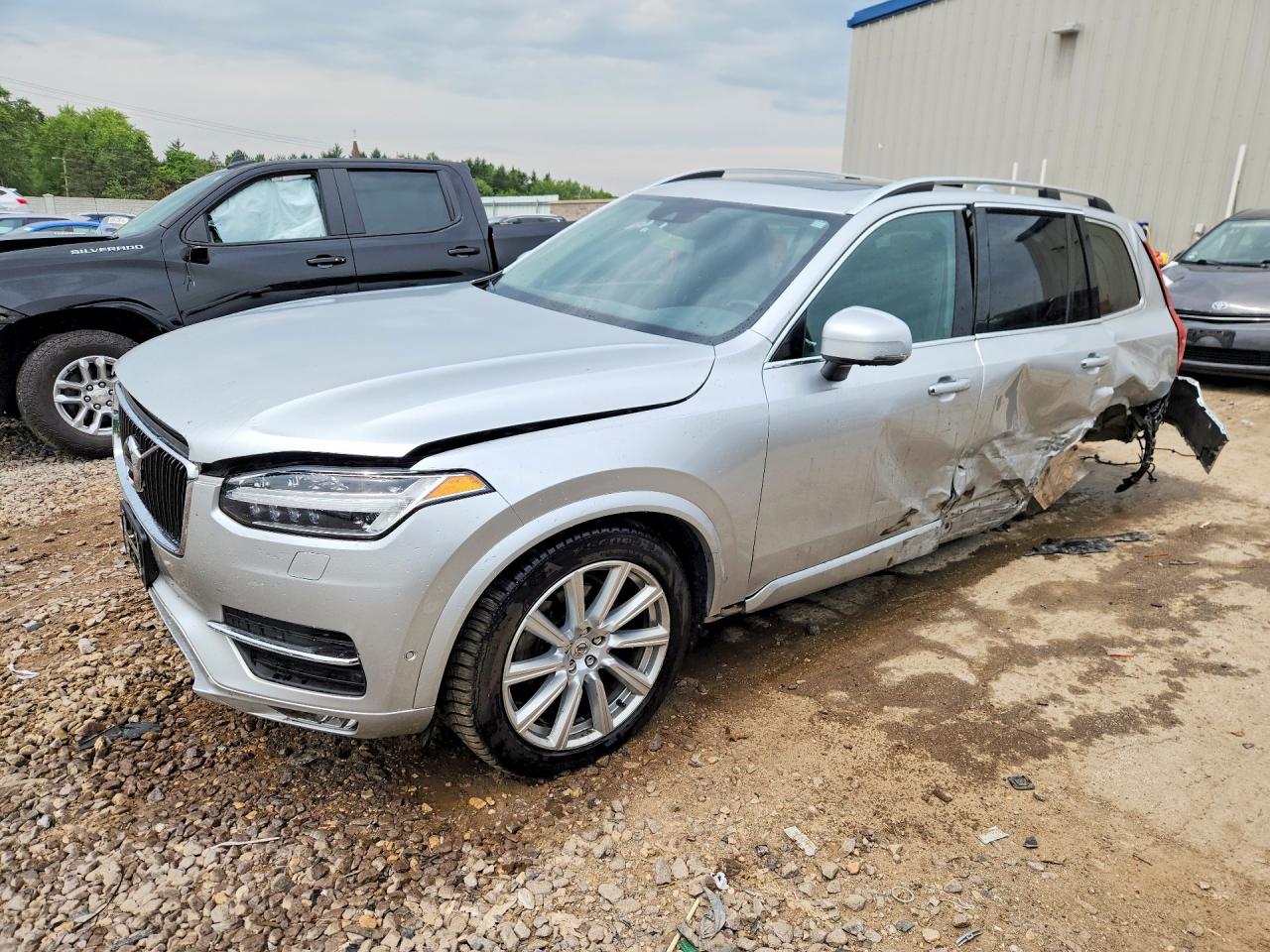 YV4A22PK1H1110267 · 2017 VOLVO XC90