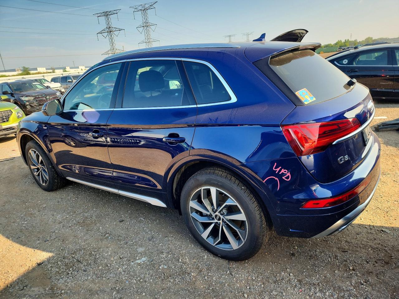 WA1FAAFY8P2115805 · 2023 AUDI Q5 · 2/13