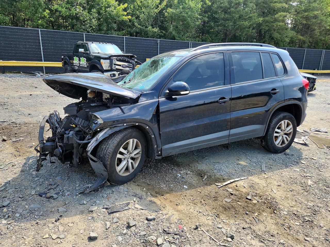 2017 VOLKSWAGEN TIGUAN