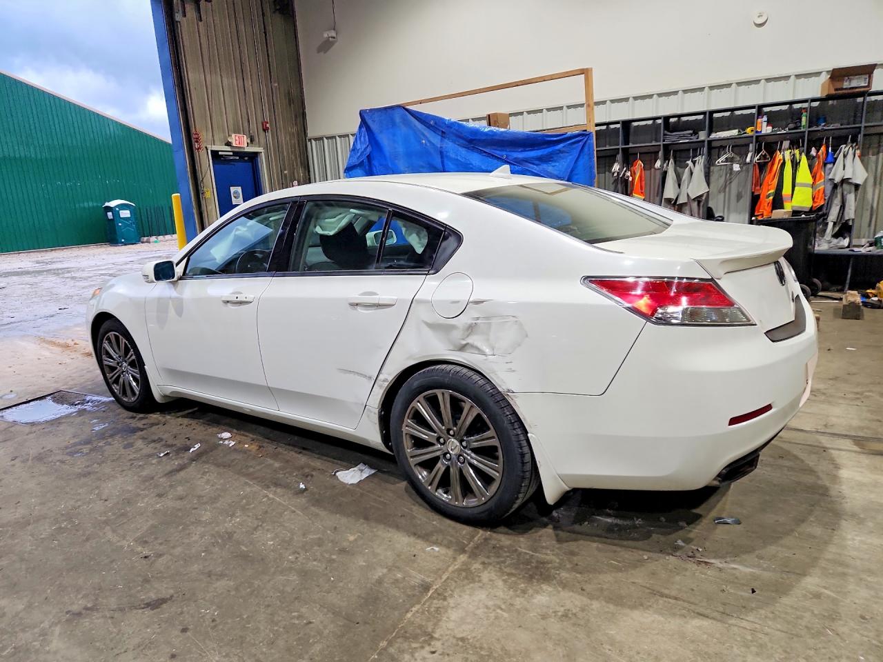 19UUA8F36DA018308 · 2013 ACURA TL · 2/12