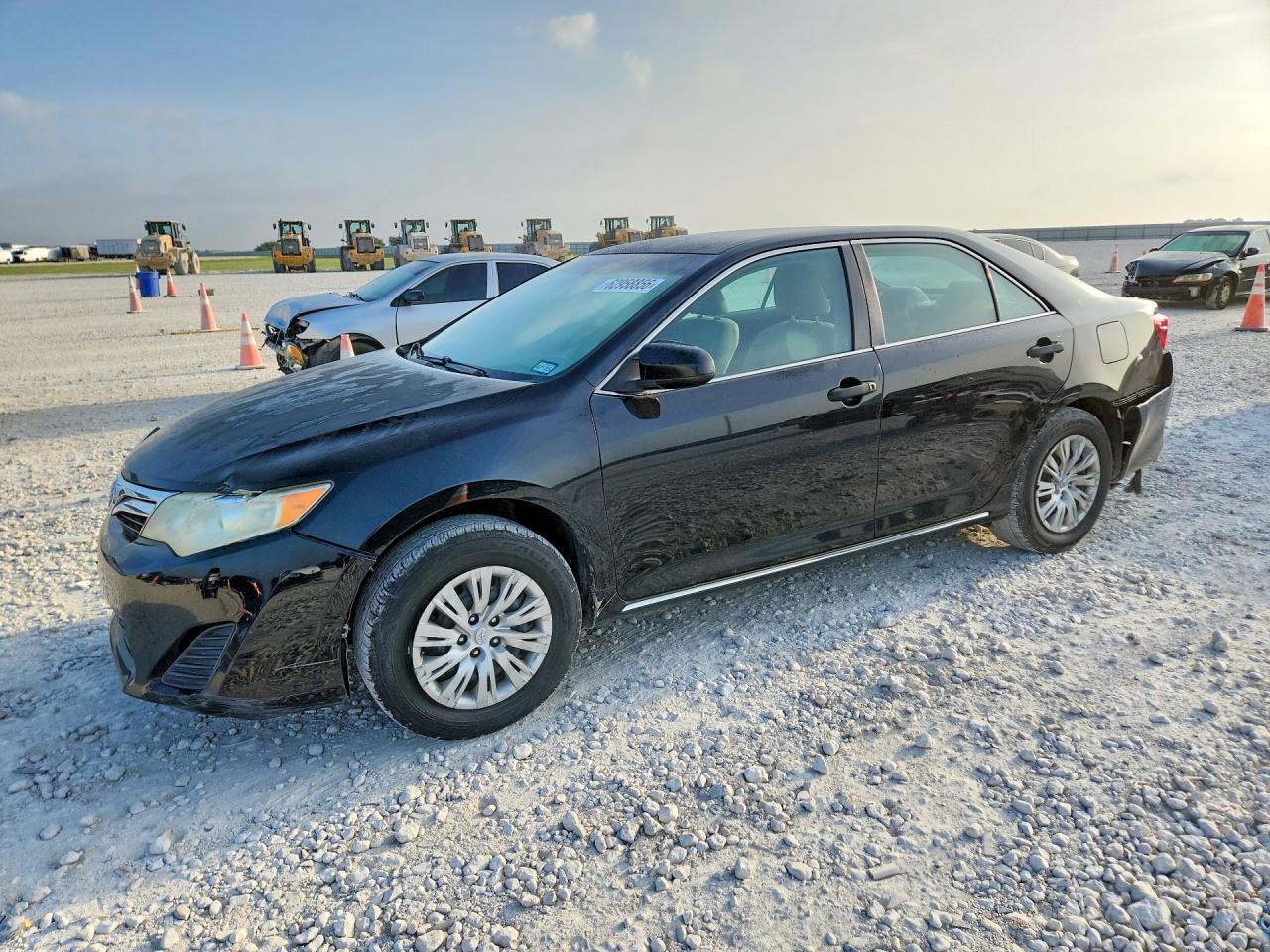 4T1BF1FK0CU083038 · 2012 TOYOTA CAMRY