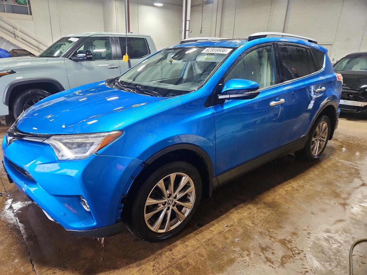 JTMDJREV6JD165469 · 2018 TOYOTA RAV4 HV
