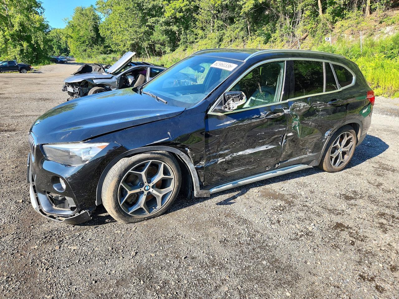 WBXHT3C36G5E52670 · 2016 BMW X1