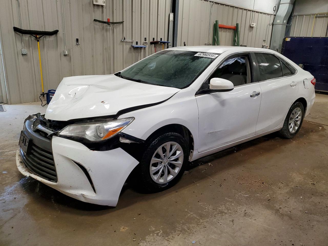 4T1BF1FK4HU727759 · 2017 TOYOTA CAMRY