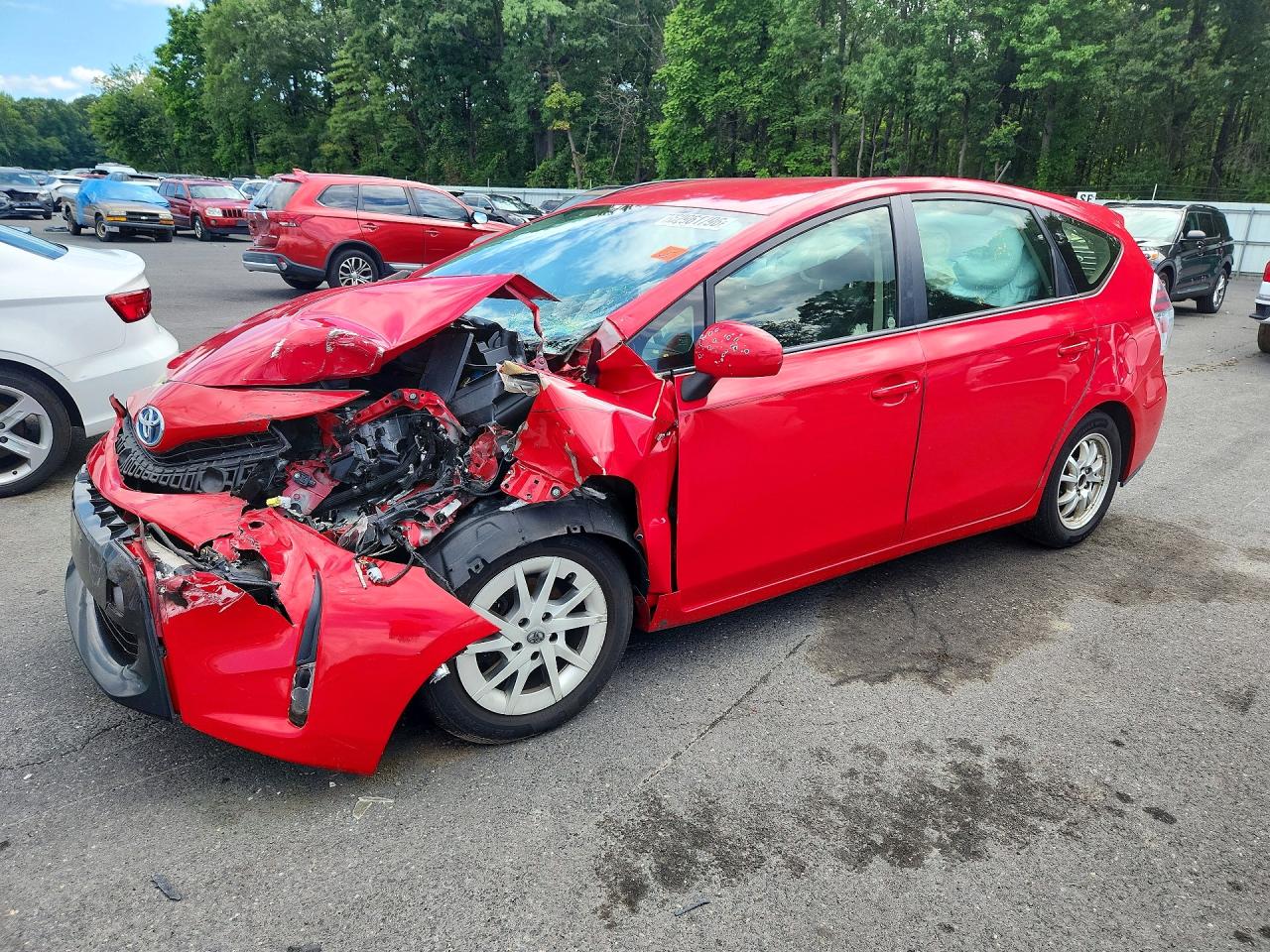 JTDZN3EU3FJ017917 · 2015 TOYOTA PRIUS V