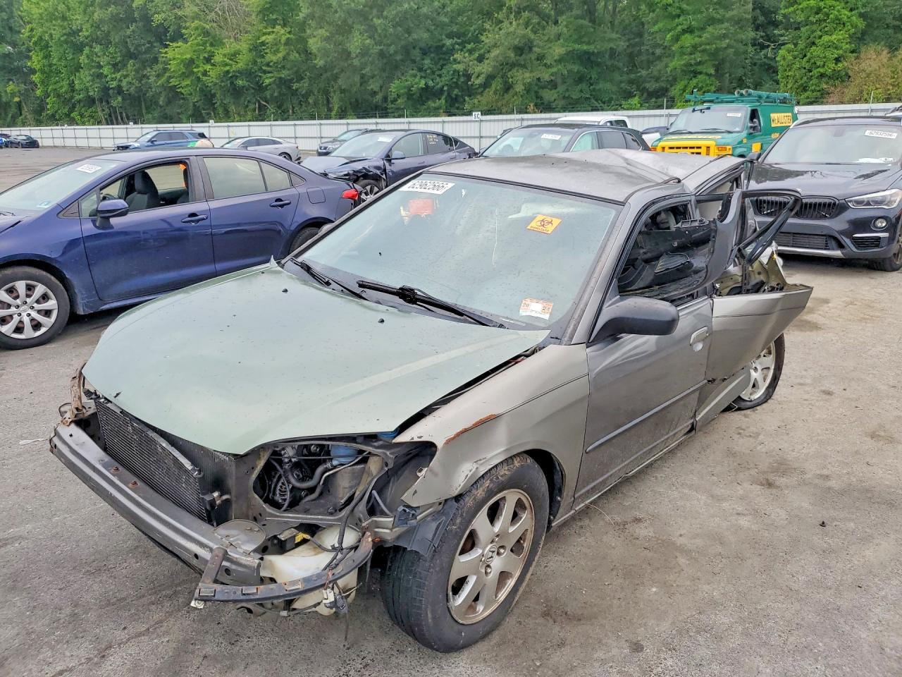 2HGES16514H628600 · 2004 HONDA CIVIC