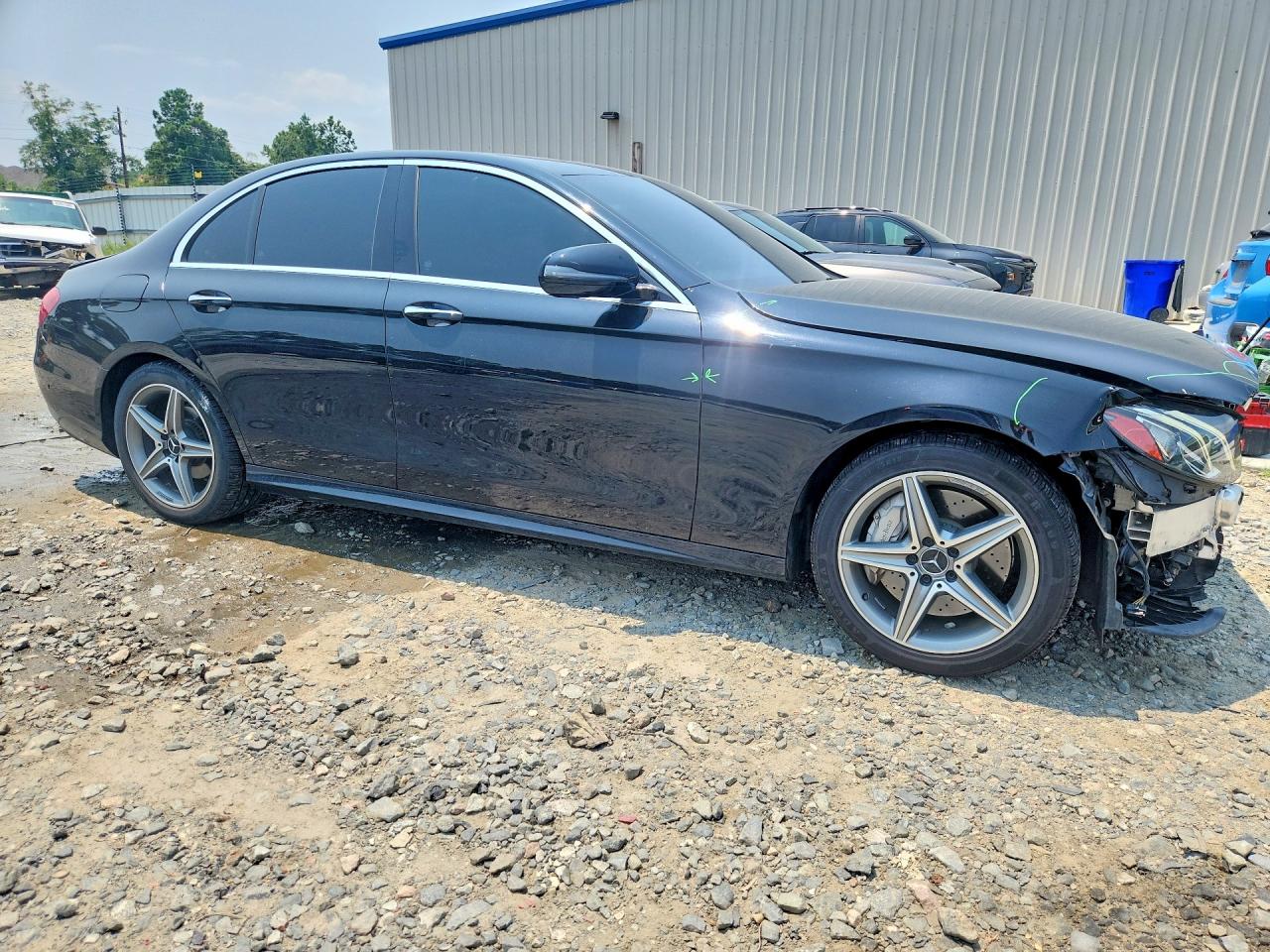 WDDZF4JB3HA042560 · 2017 MERCEDES-BENZ E · 4/12
