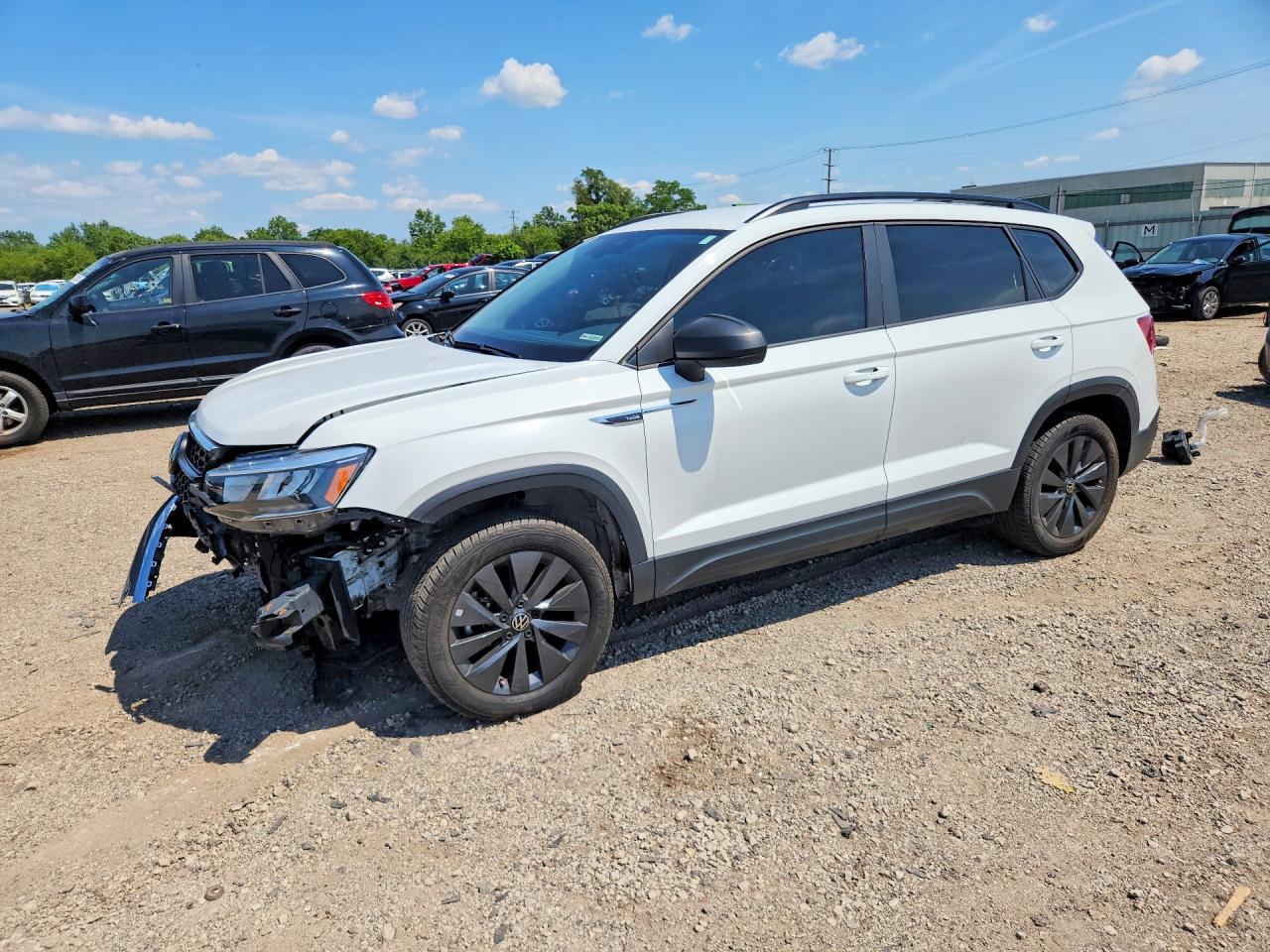 3VVDX7B22PM323155 · 2023 VOLKSWAGEN TAOS