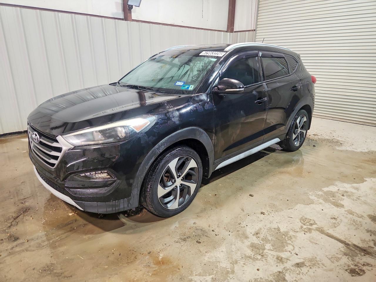 KM8J3CA29HU382302 · 2017 HYUNDAI TUCSON
