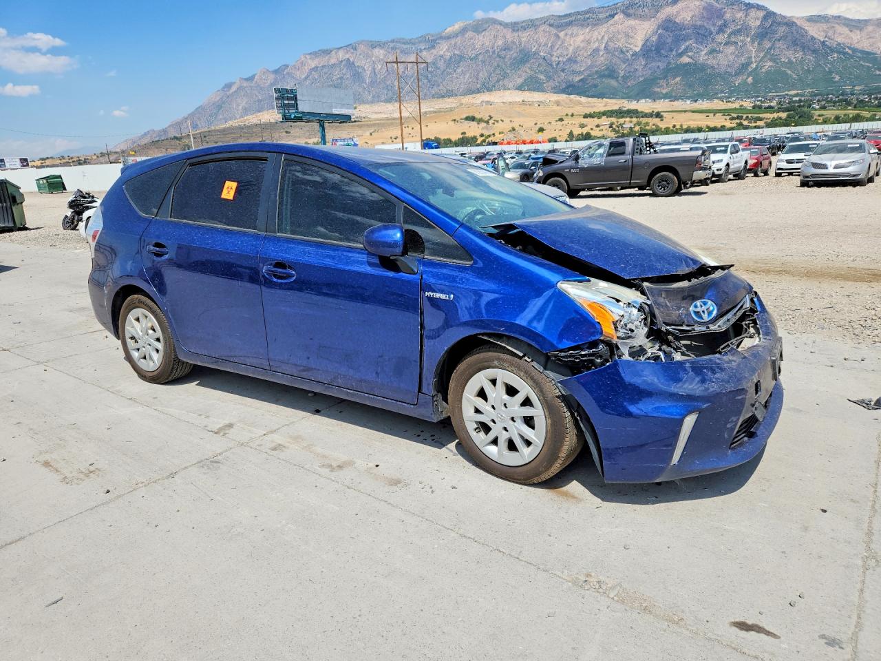 JTDZN3EUXE3307431 · 2014 TOYOTA PRIUS V · 4/12