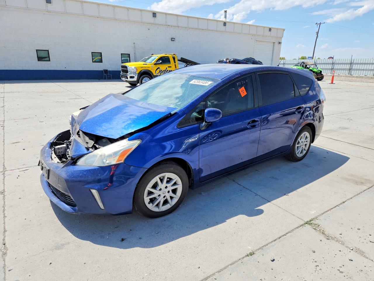 JTDZN3EUXE3307431 · 2014 TOYOTA PRIUS V