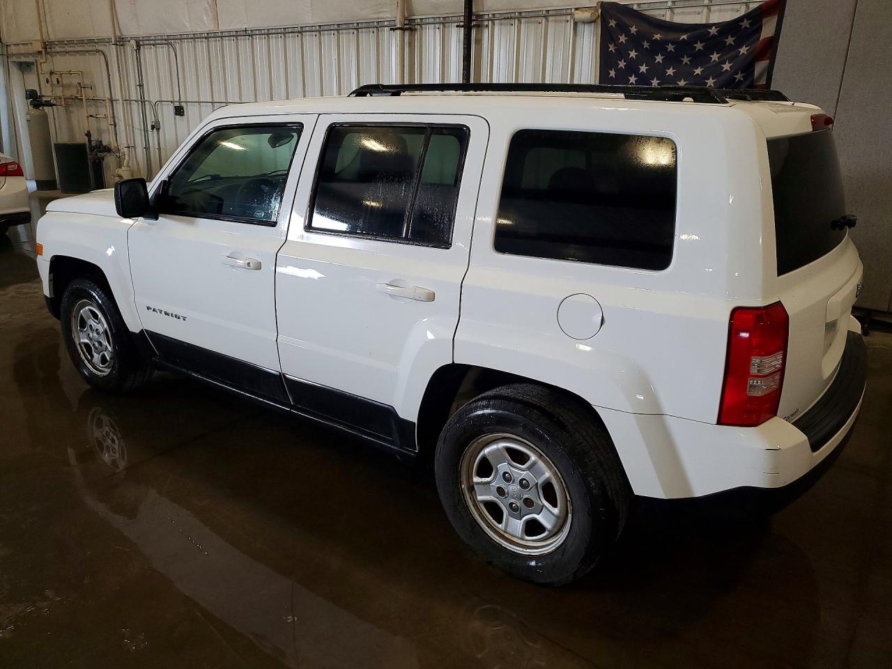 1C4NJPBA5HD116946 · 2017 JEEP PATRIOT · 2/13