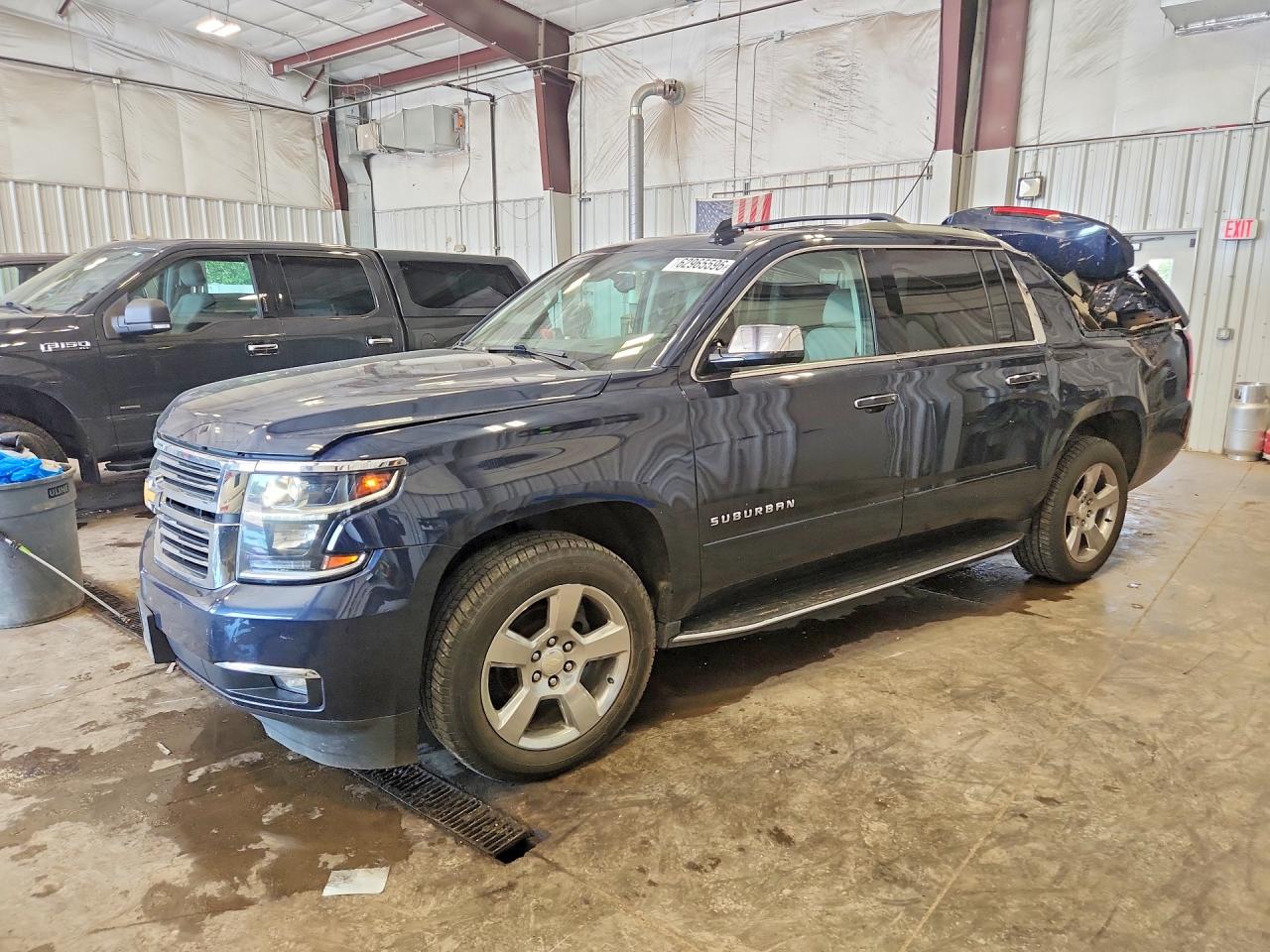 1GNSKJKC9HR227251 · 2017 CHEVROLET SUBURBAN