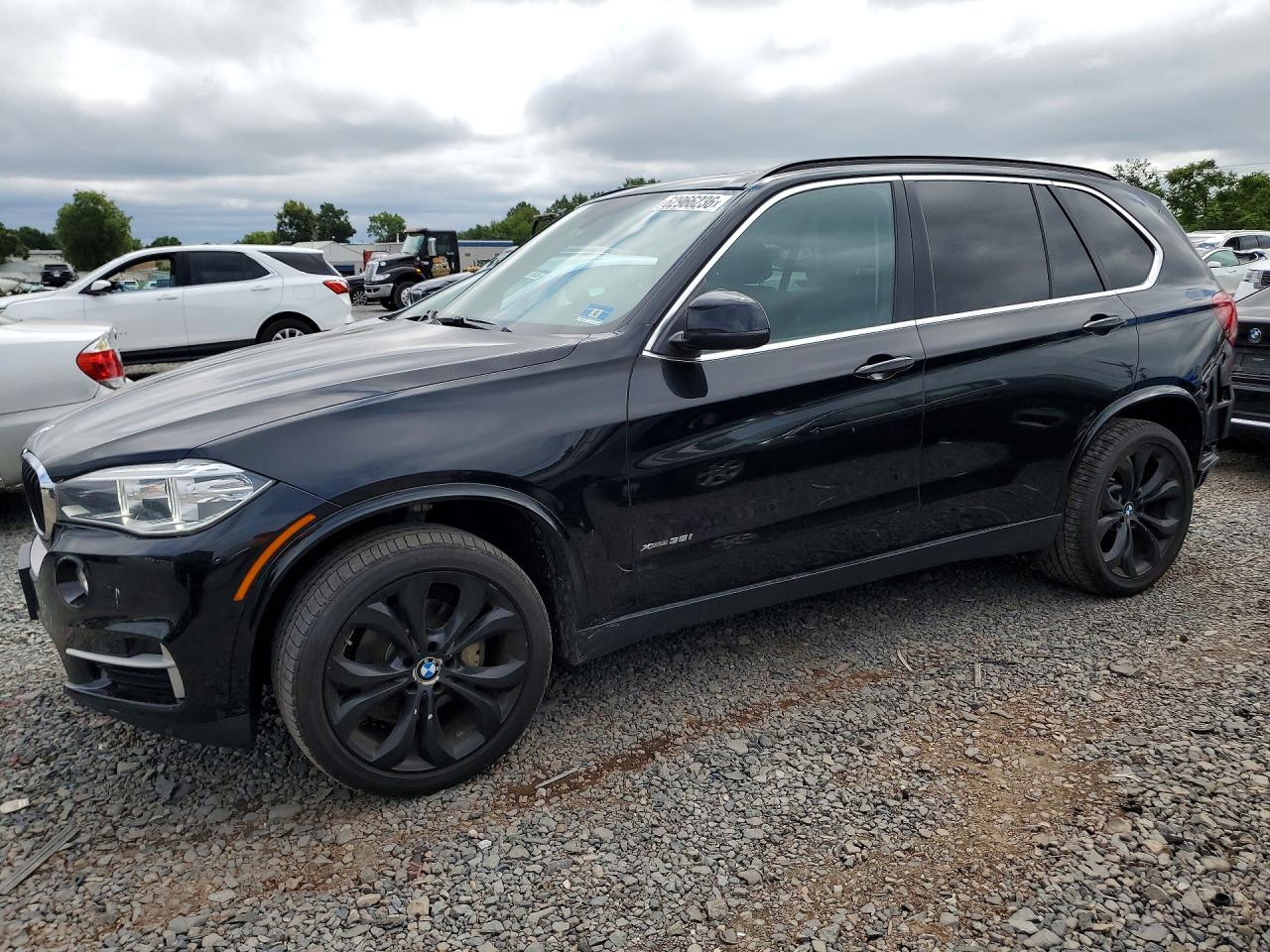 5UXKR0C55G0P24734 · 2016 BMW X5