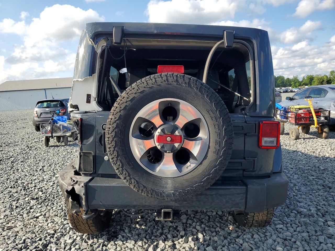 1C4BJWEGXHL537127 · 2017 JEEP WRANGLER UNLIMITED · 6/13