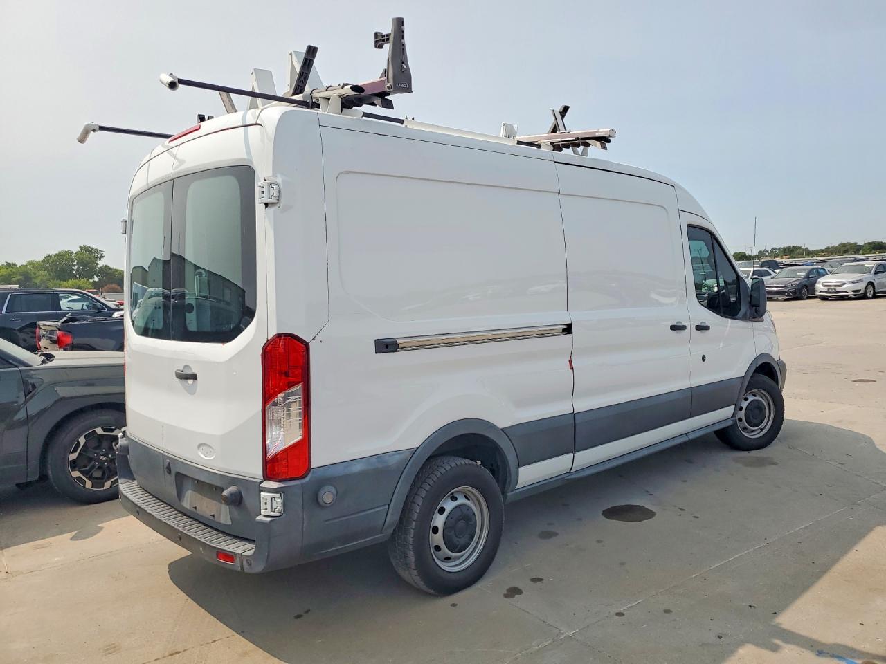 1FTYR2CG2GKA06930 · 2016 FORD TRANSIT · 3/13