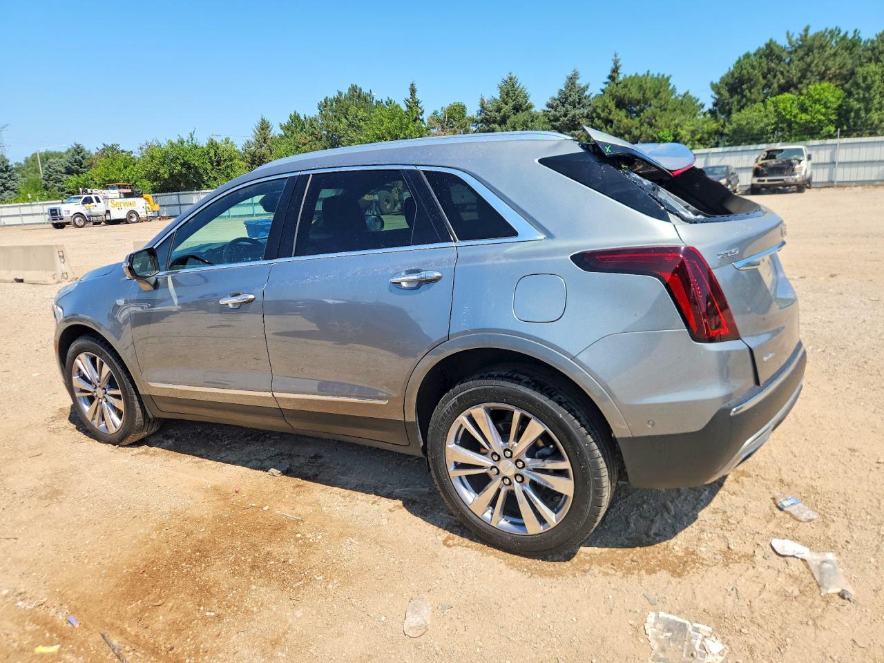 1GYKNDRS3PZ182895 · 2023 CADILLAC XT5 · 2/12