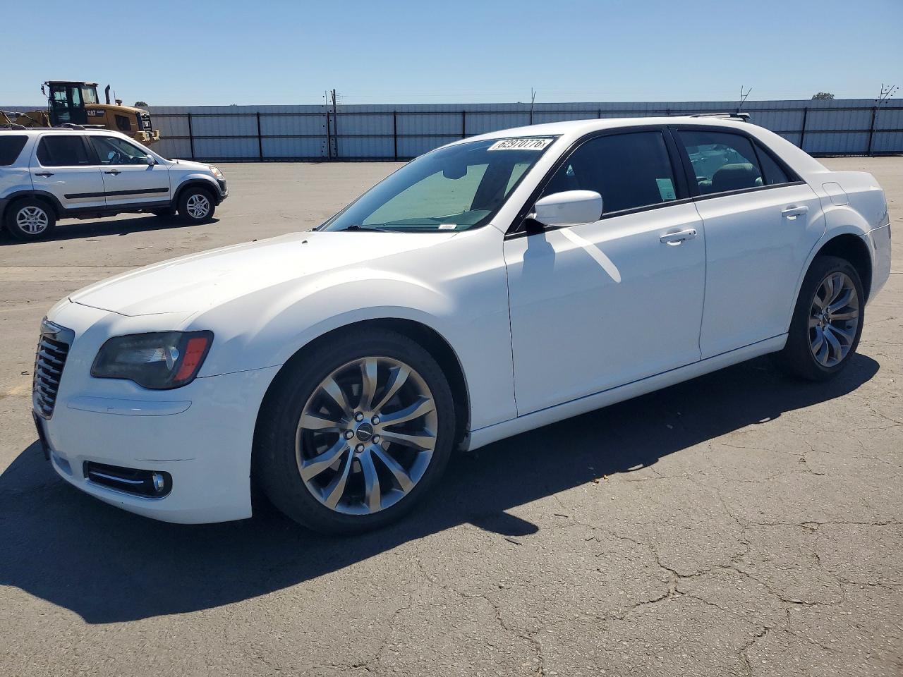 2C3CCABG4EH352235 · 2014 CHRYSLER 300