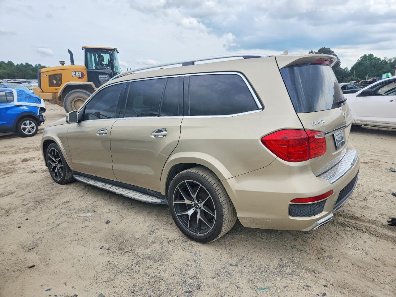 4JGDF7DE5DA244124 · 2013 MERCEDES-BENZ GL · 2/13