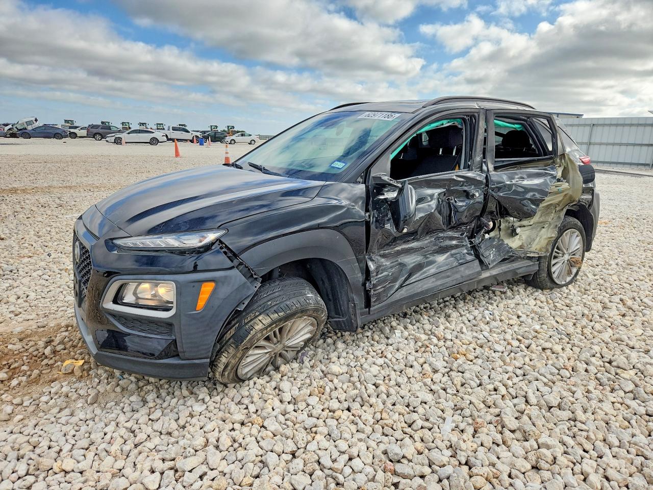 KM8K62AA4JU162570 · 2018 HYUNDAI KONA