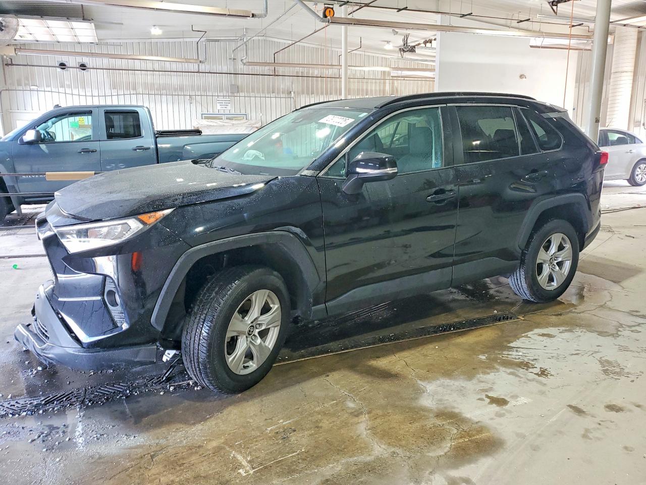 2T3P1RFV7MC177814 · 2021 TOYOTA RAV4