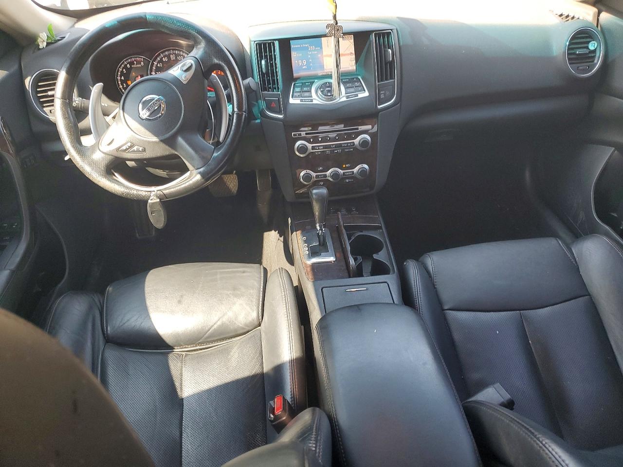 1N4AA5AP3BC832577 · 2011 NISSAN MAXIMA · 8/12