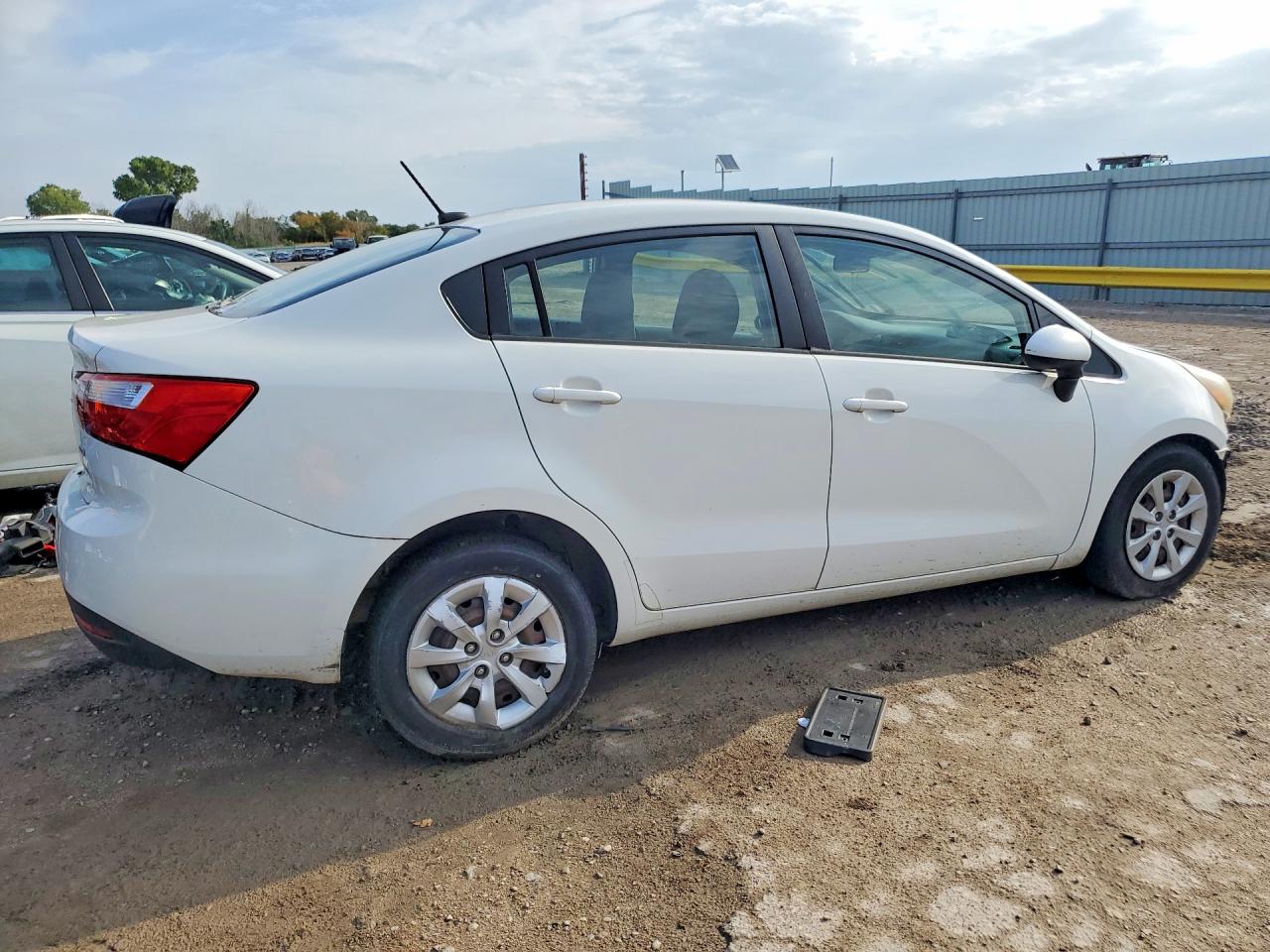 KNADM4A30D6160613 · 2013 KIA RIO · 3/12