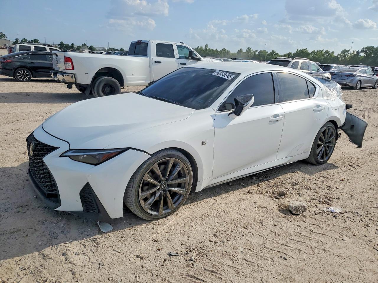 2021 LEXUS IS